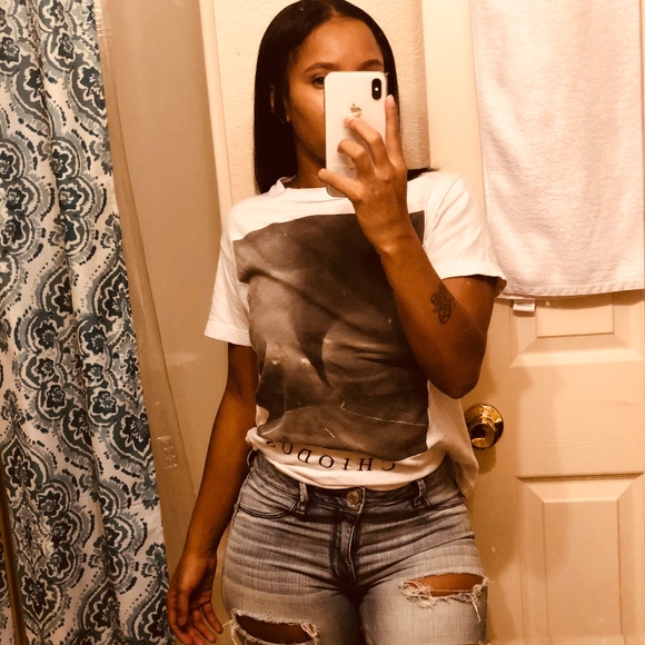 Meet your Posher, Adrienne - Picture 1 of 1